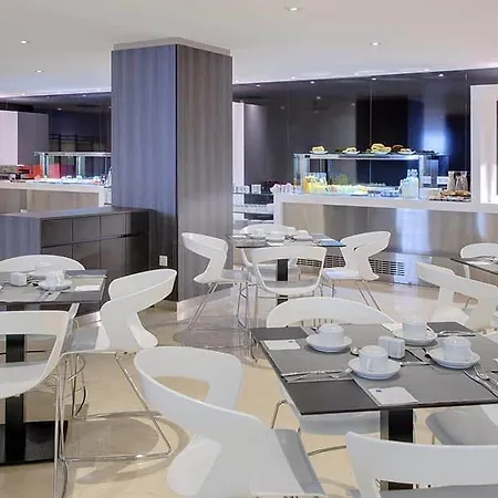 Отель Sercotel Medina Azahara 3*