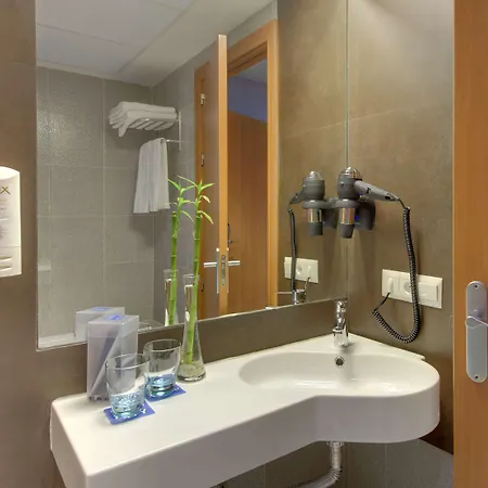 Sercotel Medina Azahara 3* Кордова